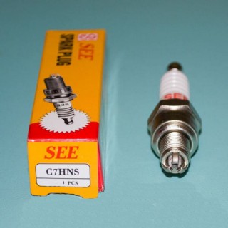 Свеча SEE C7HNS 3-контактная (4-х тактный скутер)